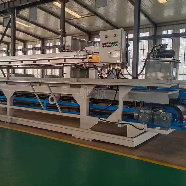 Belt conveyor integrated filter press